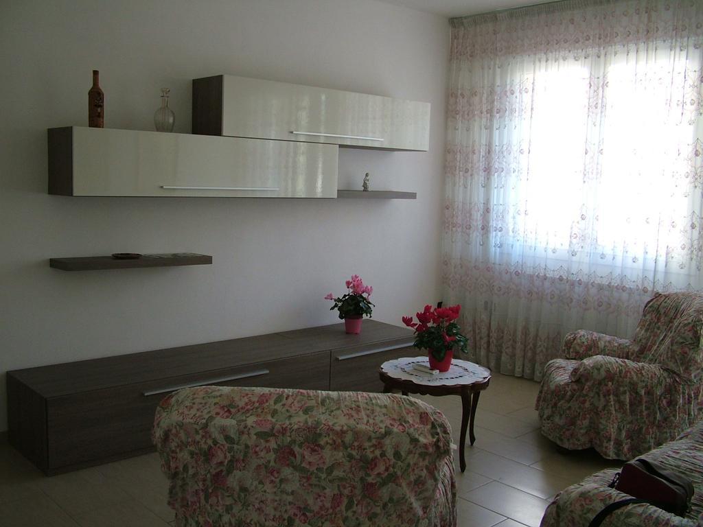 San Teodoro Apartment Mestre Extérieur photo